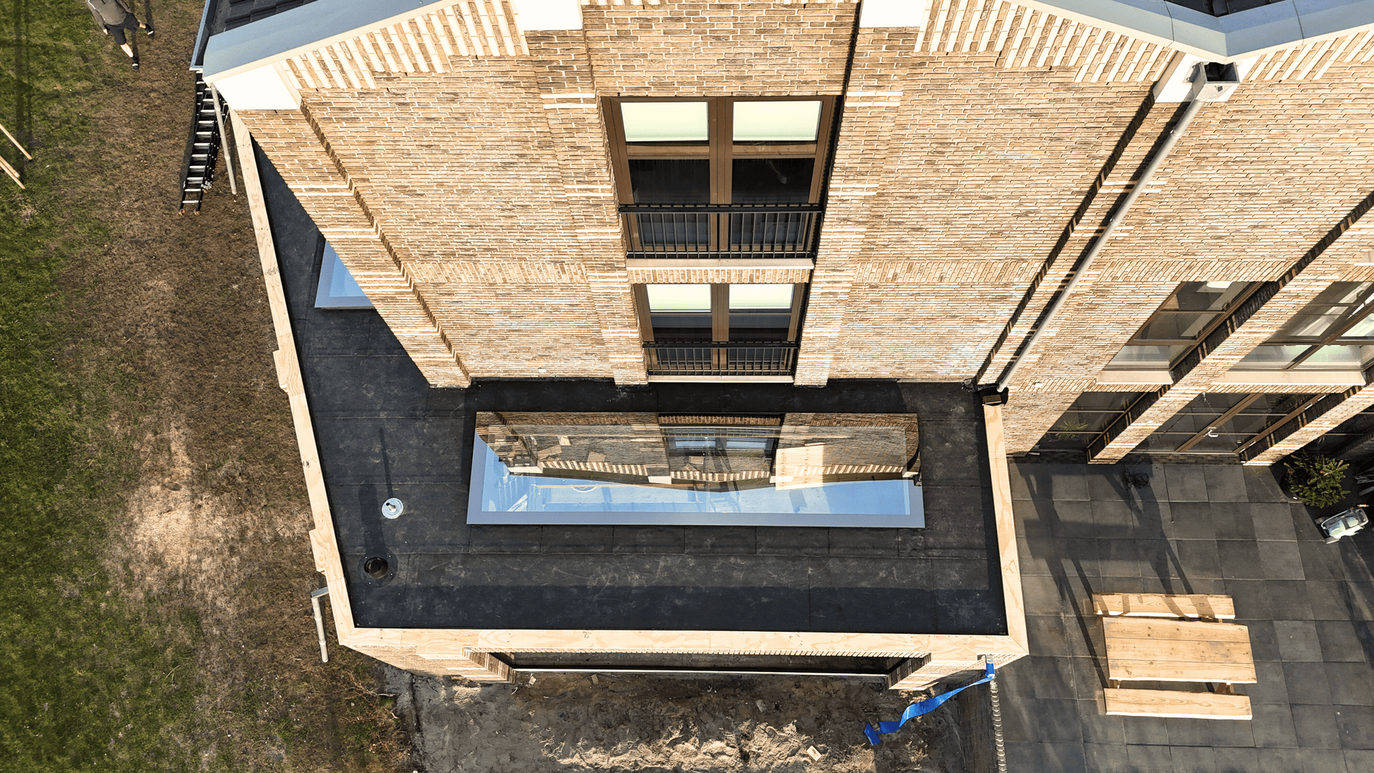 Dachfenster Flachdach – rahmenlos – feststehend – 3-fach – 400 × 2000 mm